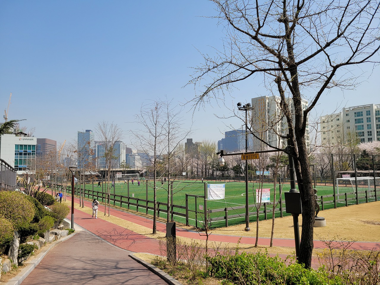 硬的实力与 硬的实力与